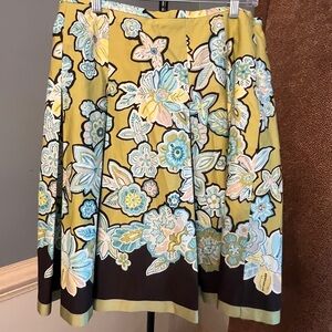 Talbots A-Line Skirt with Floral Pattern green brown and Blue size 14 pleated